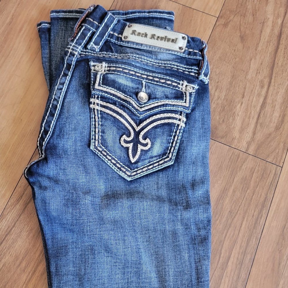 Rock Revival woman's 29